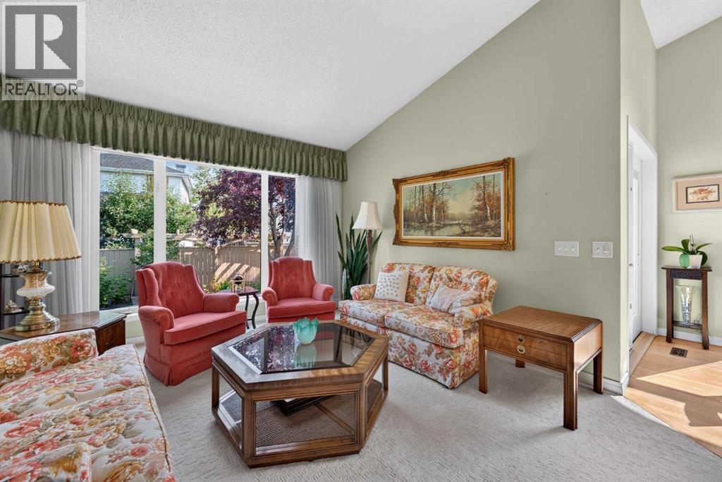 51 Chaparral Heath Se Property Photo 6