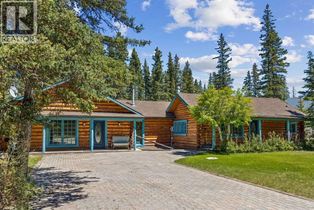 4 Pine Avenue Property Photo 1