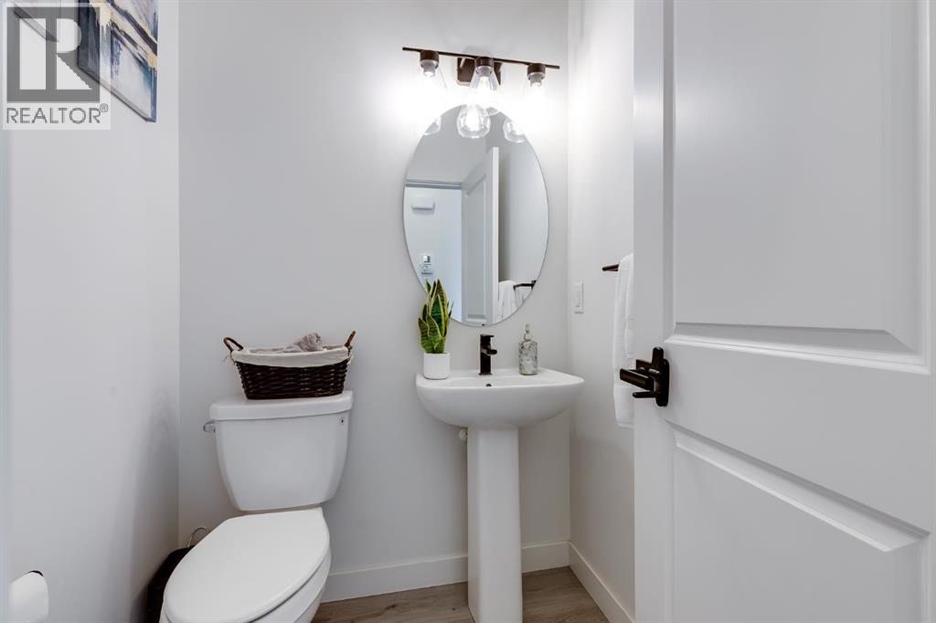 223 Chelsea Heath Property Photo 15