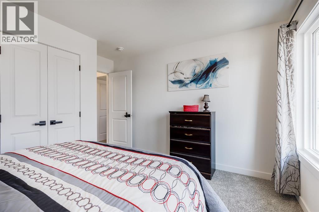 223 Chelsea Heath Property Photo 25