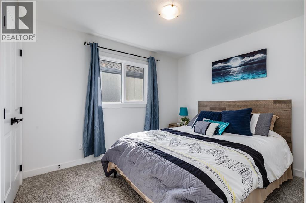 223 Chelsea Heath Property Photo 28