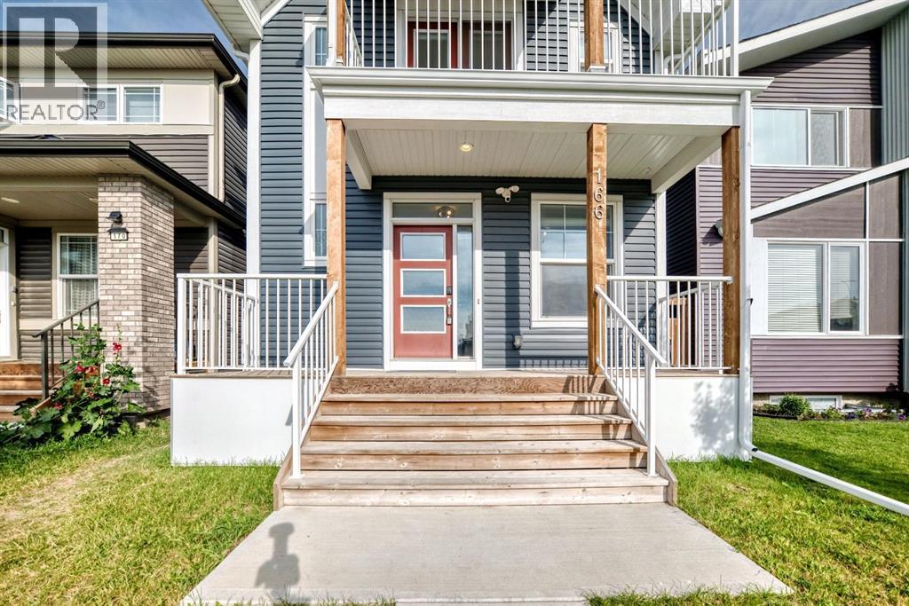 166 Howse Common Ne Property Photo 2