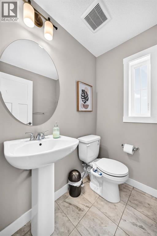 166 Howse Common Ne Property Photo 13
