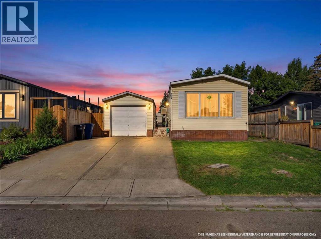 216 Spring Haven Close Se Property Photo 1