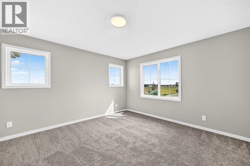 1302 Mahogany Boulevard Se Property Photo 32