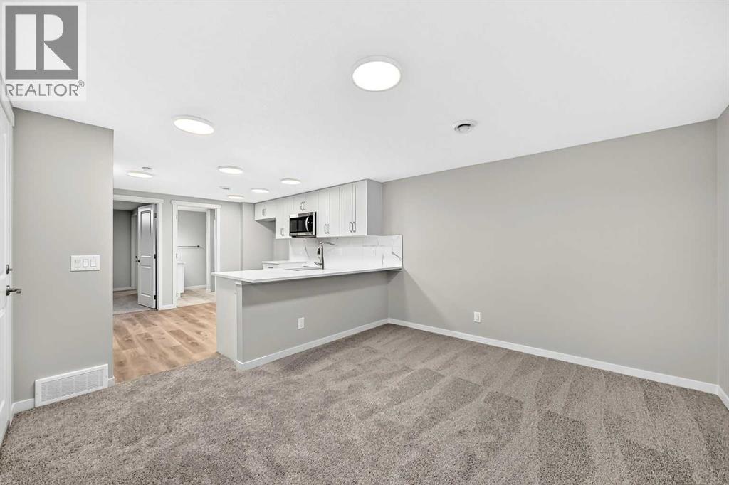 1302 Mahogany Boulevard Se Property Photo 41