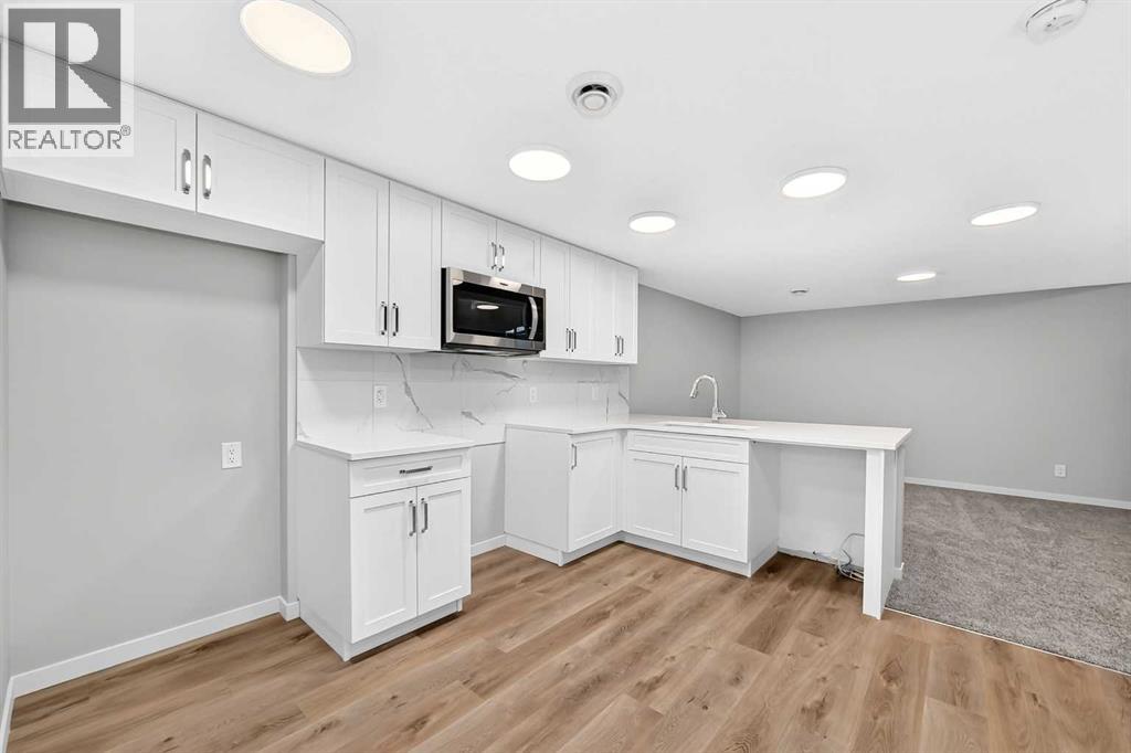 1302 Mahogany Boulevard Se Property Photo 44