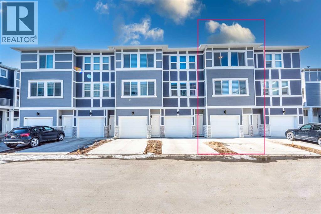 33 Merganser Drive West Property Photo 1