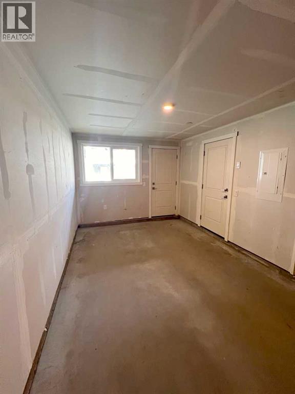 33 Merganser Drive West Property Photo 9