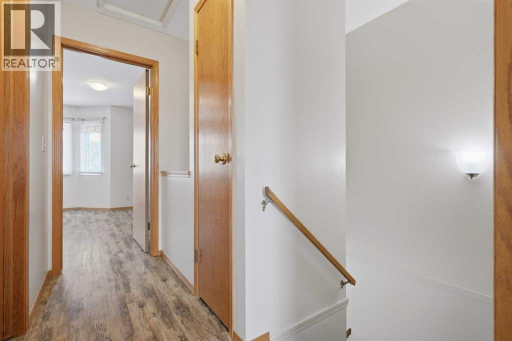 5414 45 Street Property Photo 16