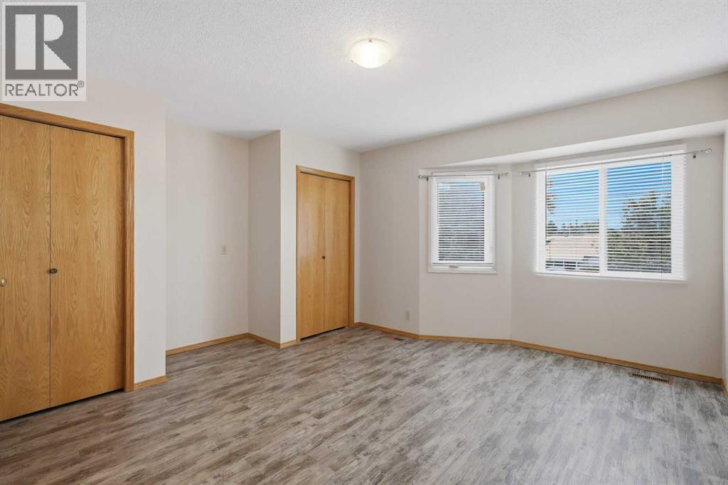5414 45 Street Property Photo 21