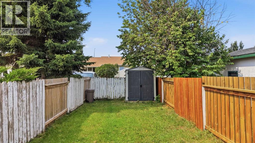 5414 45 Street Property Photo 30