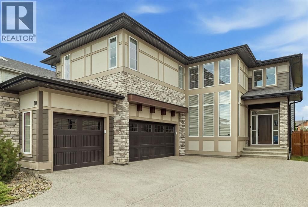 10 Legacy Woods Crescent Se Property Photo 1