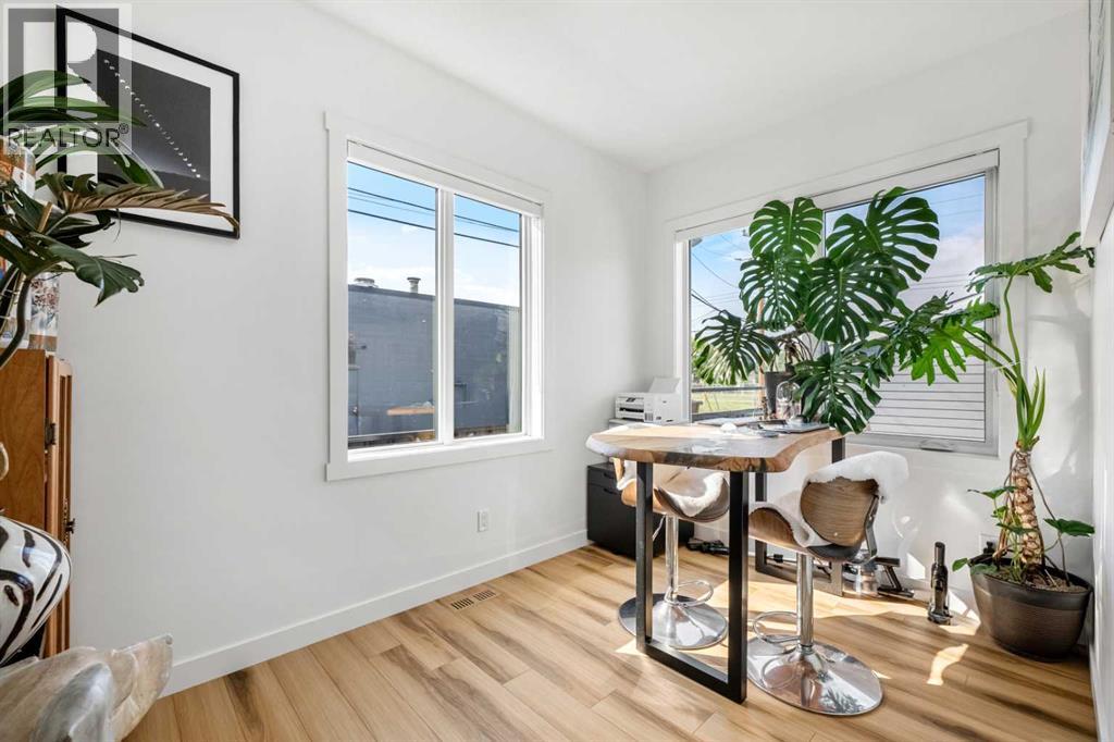 410 11 Avenue Ne Property Photo 25
