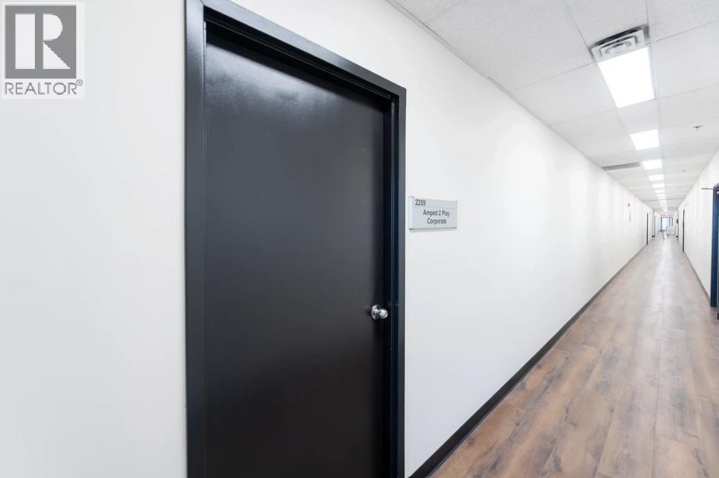 120 Fifth Avenue W Property Photo 12