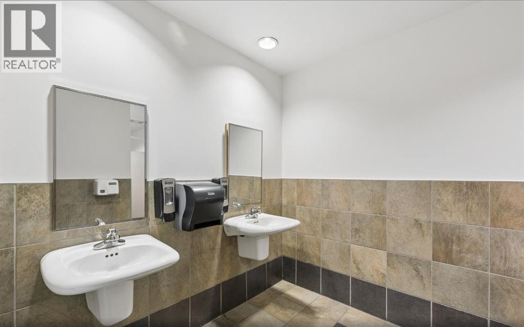 120 Fifth Avenue W Property Photo 15