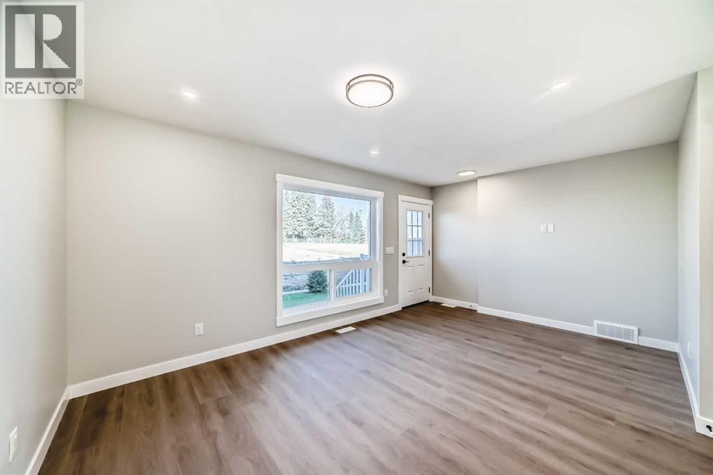 903 Clover Road Property Photo 16