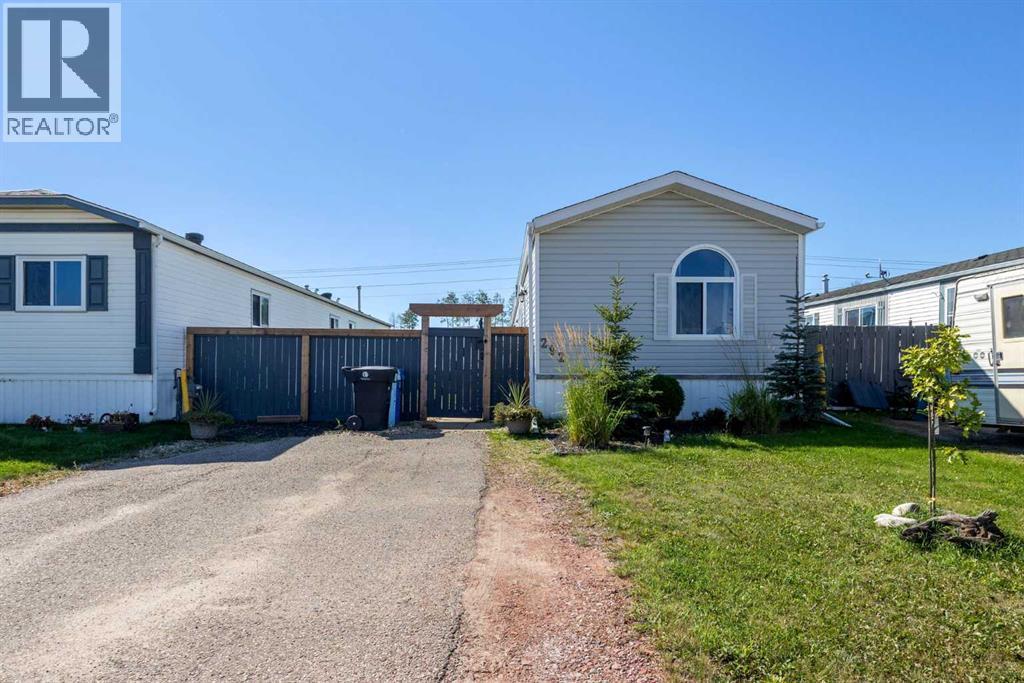 292 Cree Road Property Photo 1