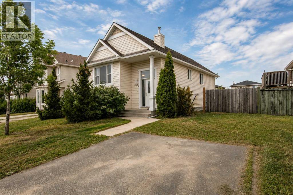 8005 Westpointe Drive Property Photo 1