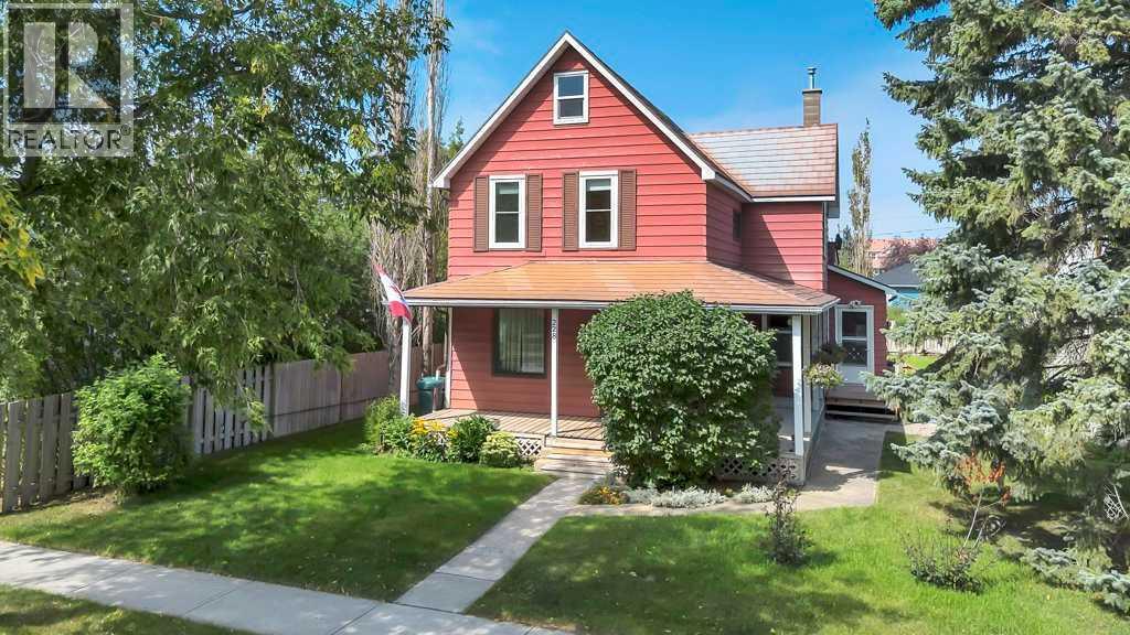 228 5 Avenue Property Photo 1