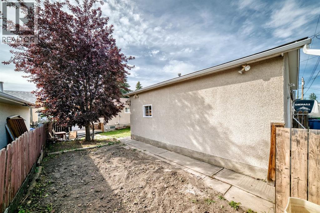 208 Penbrooke Way Se Property Photo 36