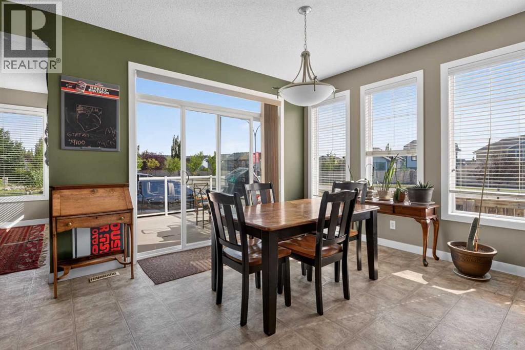 4 Sunset Square Property Photo 6