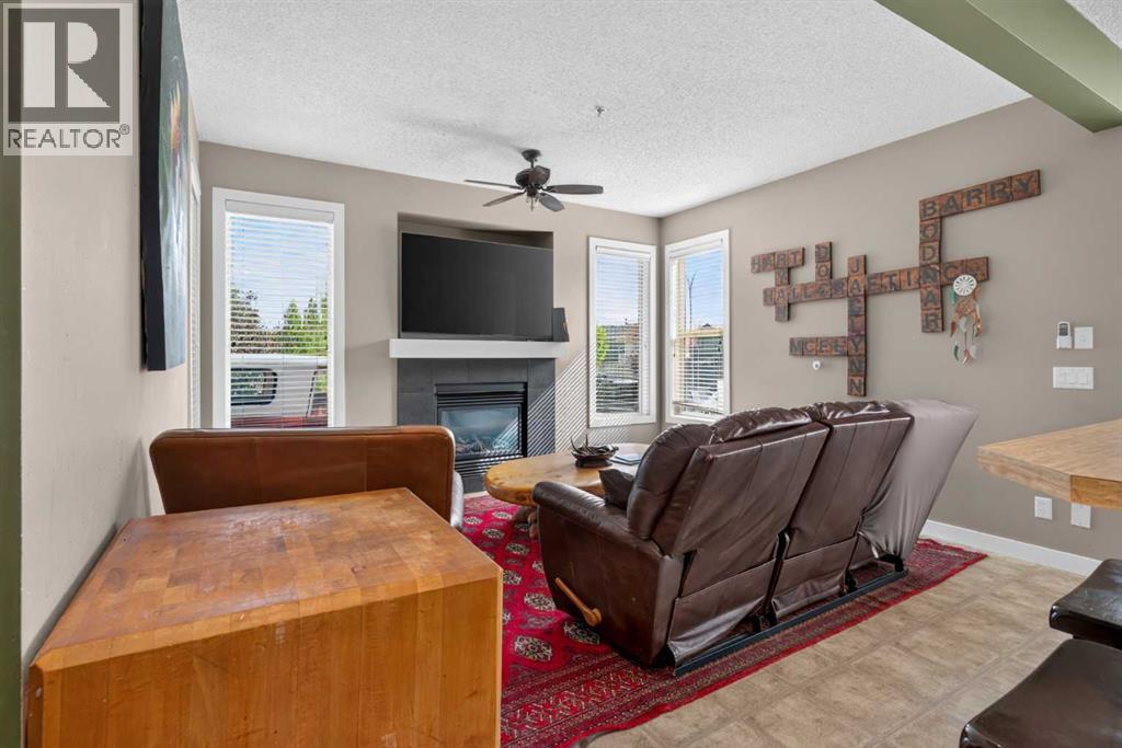 4 Sunset Square Property Photo 10