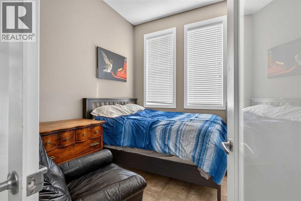 4 Sunset Square Property Photo 12