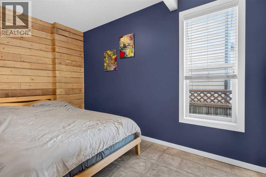 4 Sunset Square Property Photo 14