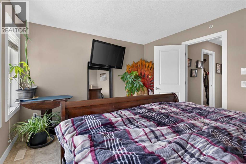 4 Sunset Square Property Photo 34