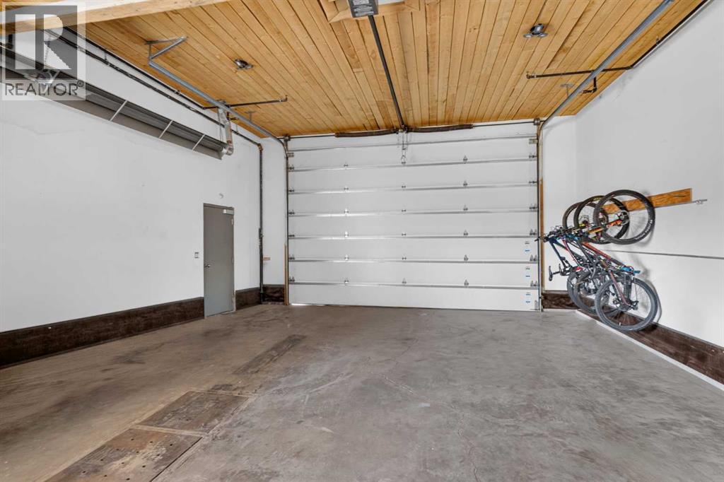 4 Sunset Square Property Photo 37
