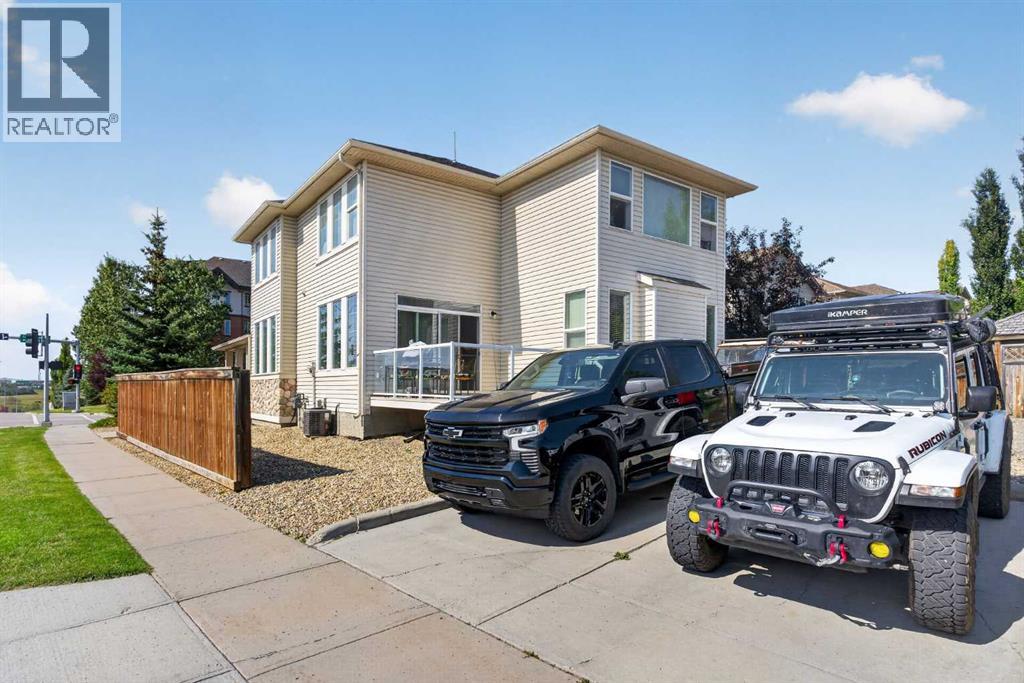4 Sunset Square Property Photo 39