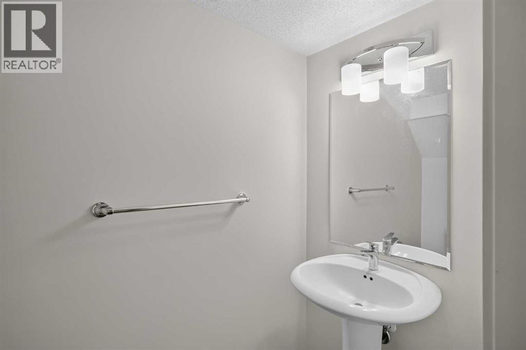 53 Cranford Way Se Property Photo 9
