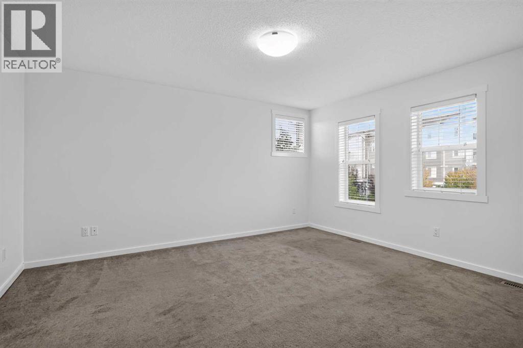 53 Cranford Way Se Property Photo 11