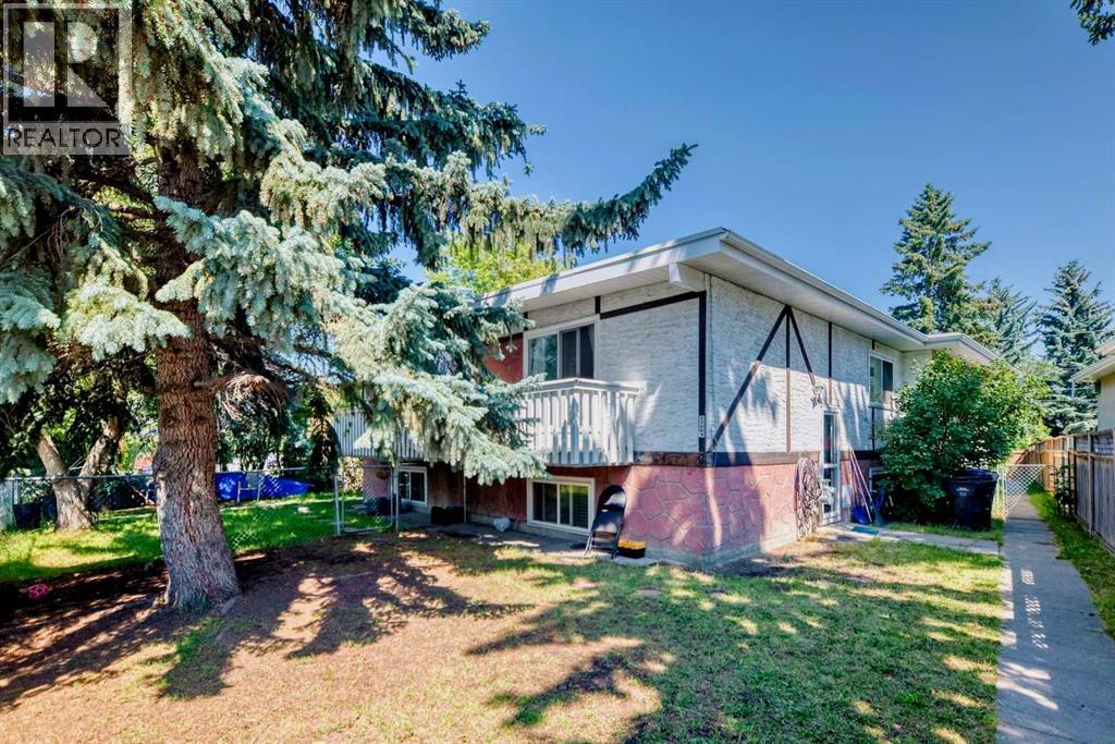 7726 & 7728 34 Avenue Nw Property Photo 5