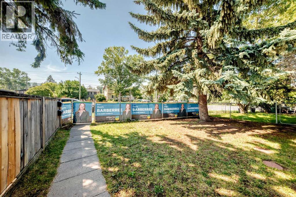 7726 & 7728 34 Avenue Nw Property Photo 6
