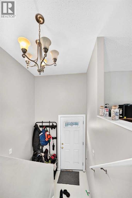 7726 & 7728 34 Avenue Nw Property Photo 21