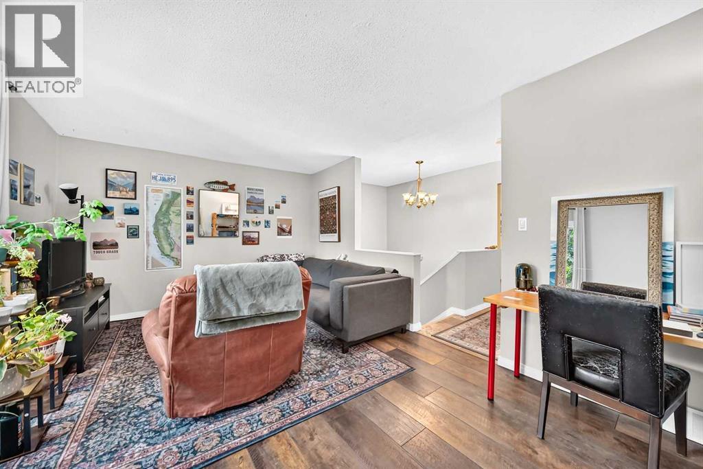 7726 & 7728 34 Avenue Nw Property Photo 35