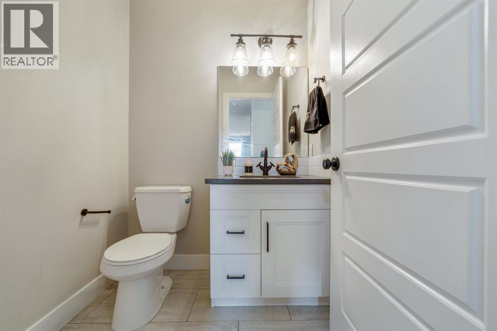 624 19 Street N Property Photo 15