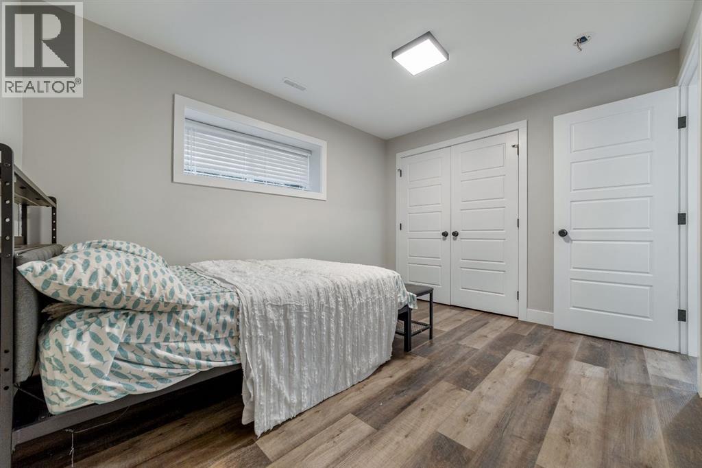 624 19 Street N Property Photo 29