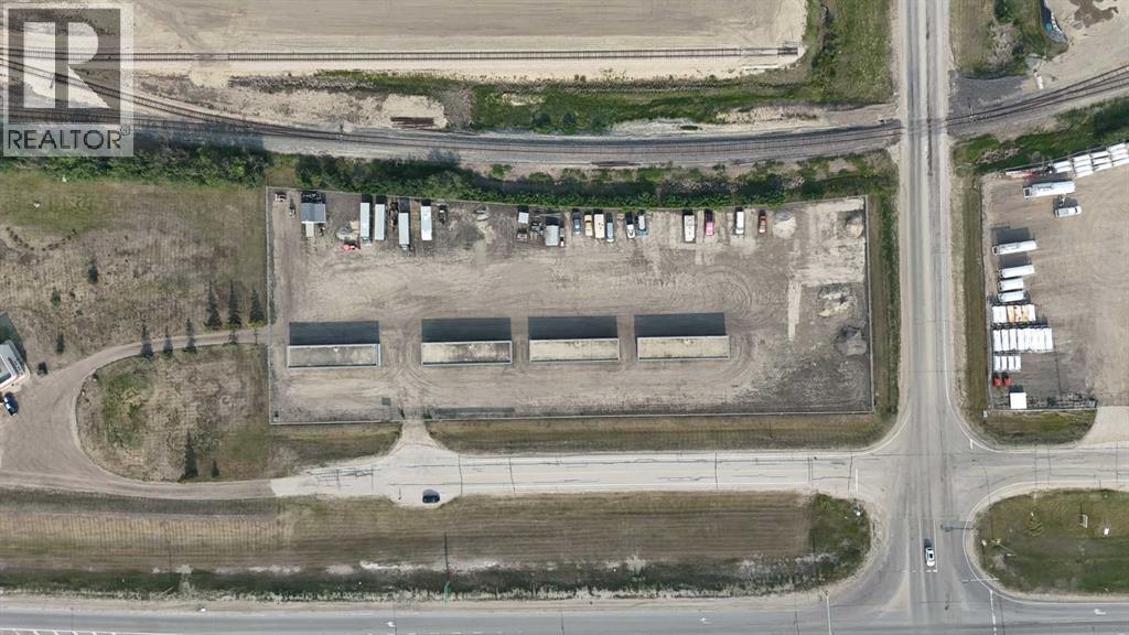 15825 100 Street Property Photo 20