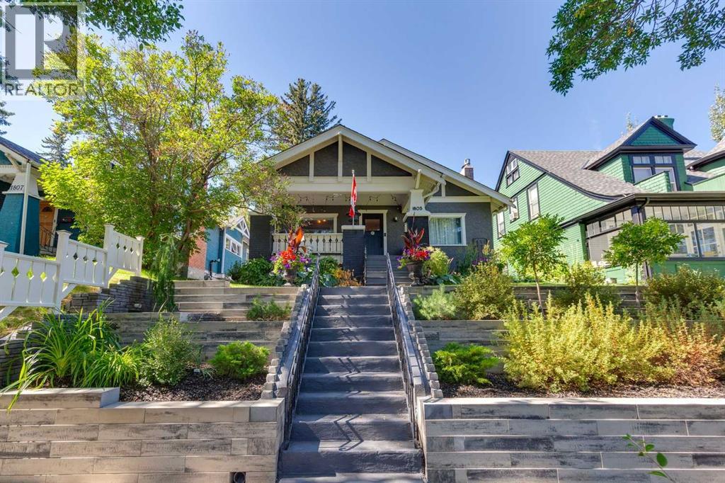 1805 18 Street Sw Property Photo 2