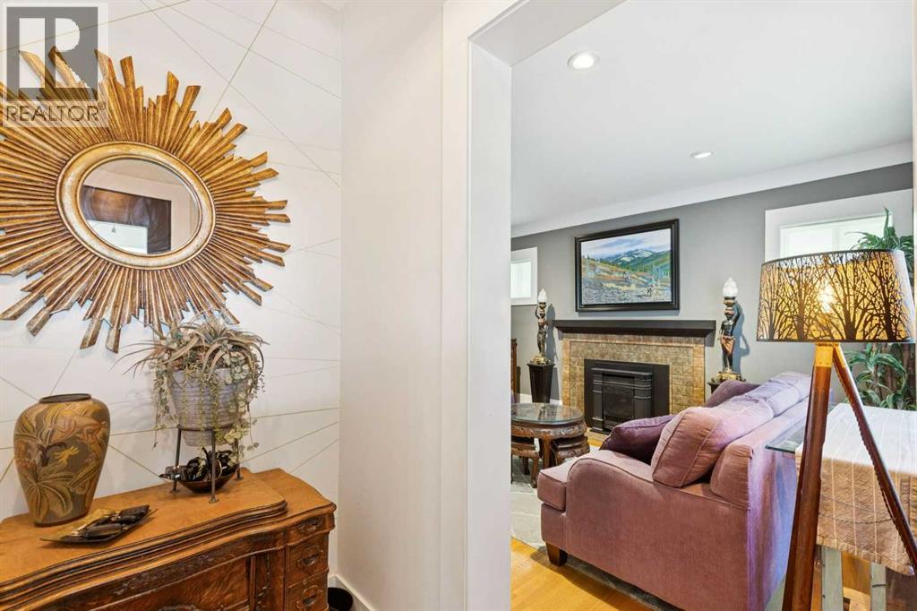 1805 18 Street Sw Property Photo 5
