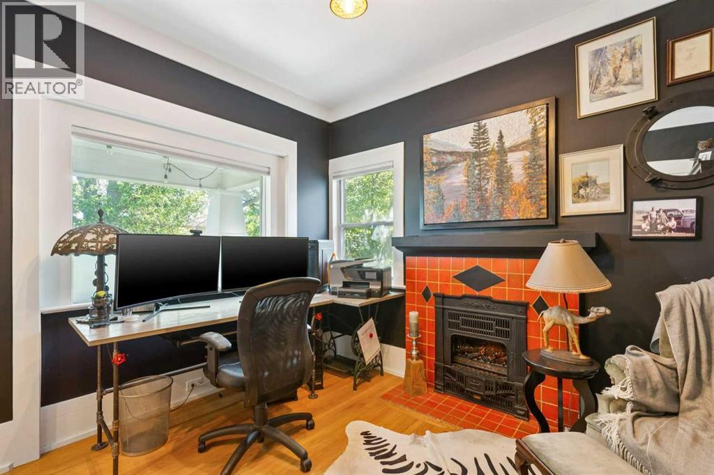 1805 18 Street Sw Property Photo 7