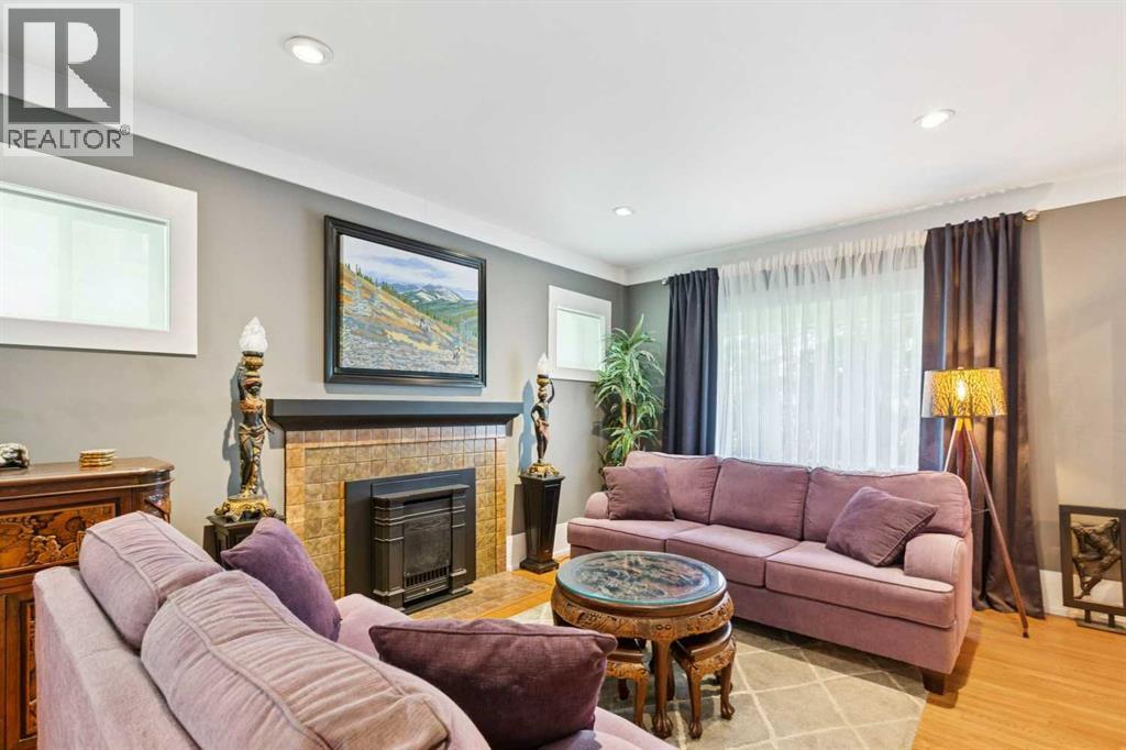 1805 18 Street Sw Property Photo 8