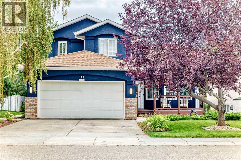 36 Chinook Crescent Property Photo 1