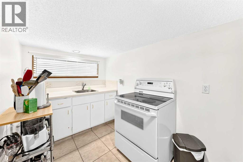 36 Chinook Crescent Property Photo 39