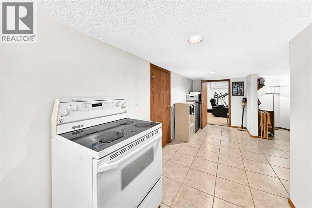 36 Chinook Crescent Property Photo 40