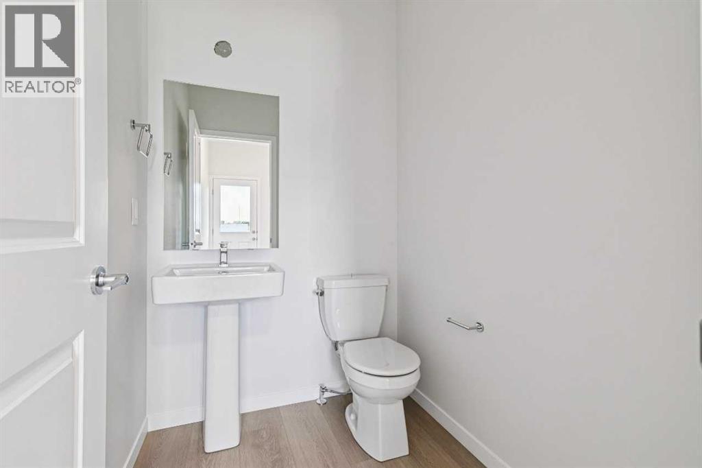 98 Creekview Avenue Sw Property Photo 7