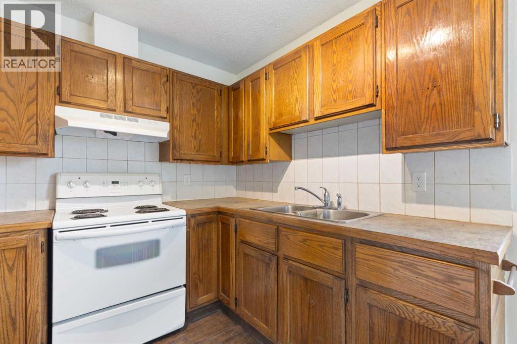 1806 34 Street Se Property Photo 9